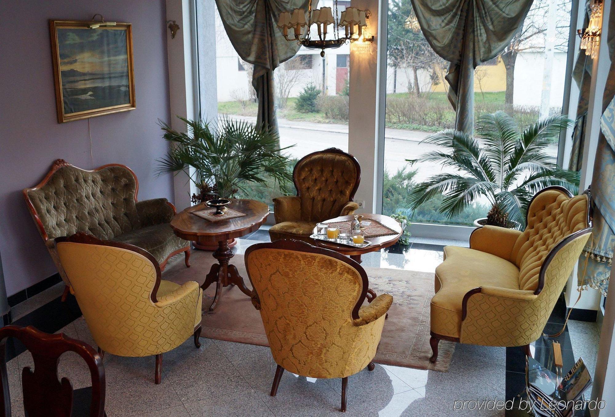Hotel Octagon Сараево Экстерьер фото