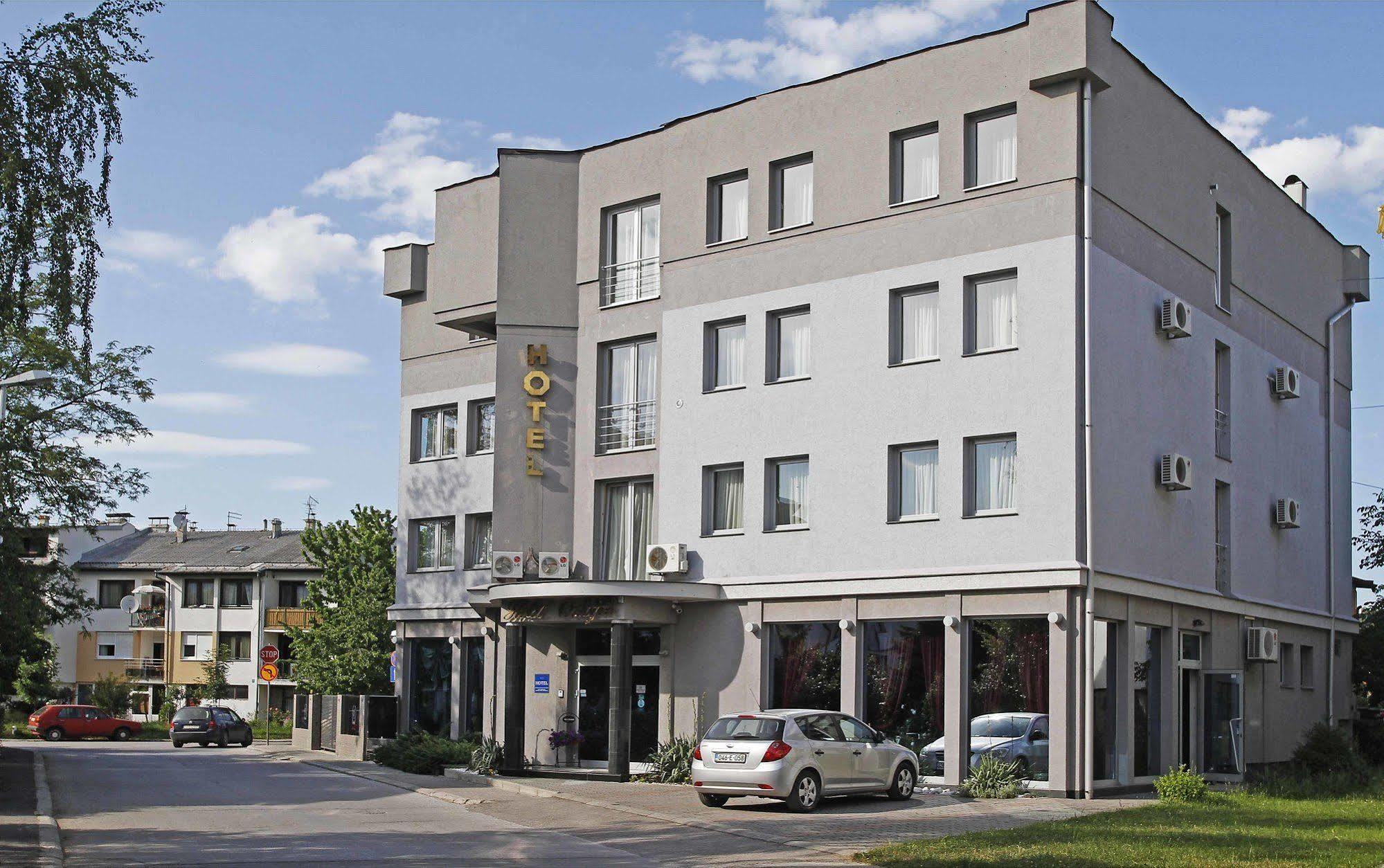 Hotel Octagon Сараево Экстерьер фото